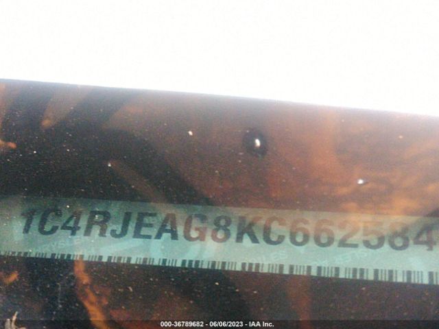 1C4RJEAG8KC662584 Jeep Grand Cherokee Altitude