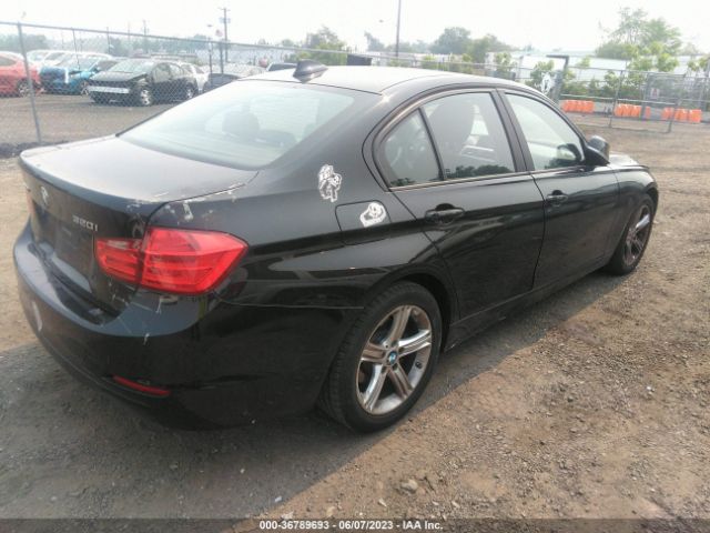 WBA3C3G5XFNT52177 BMW 3 Series 320i Xdrive