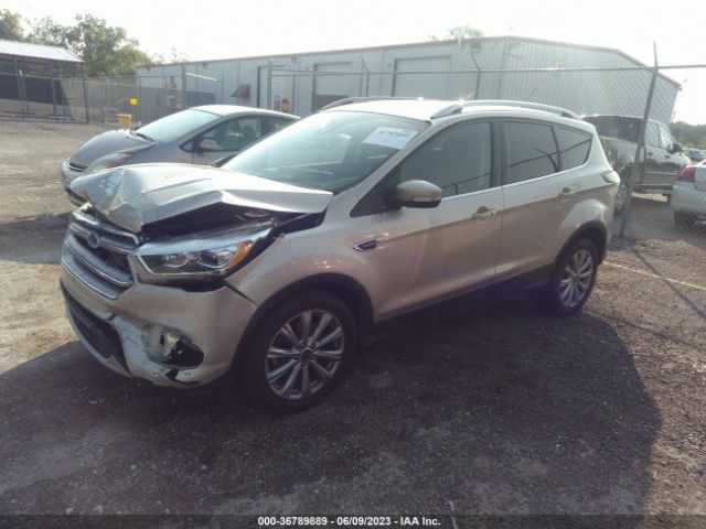 1FMCU0J95HUE14535 Ford Escape Titanium