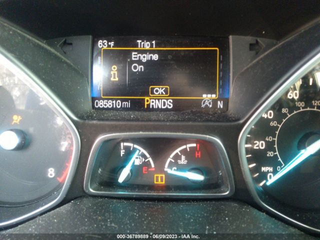 1FMCU0J95HUE14535 Ford Escape Titanium