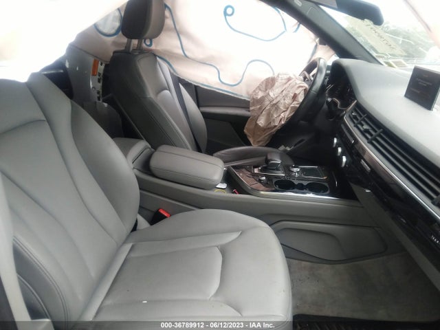 WA1LAAF76KD032896 Audi Q7 Premium Plus