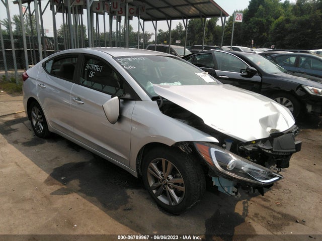 2017 5NPD84LF1HH065049 main image