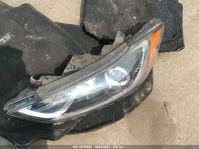 Hyundai ELANTRA SE 2017 5NPD84LF1HH065049 Image 12