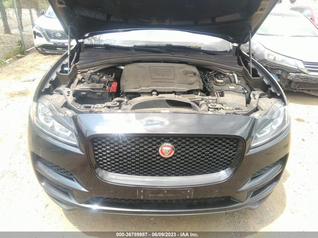 2019 JAGUAR F-PACE SADCJ2FX2KA601759 Photo 9