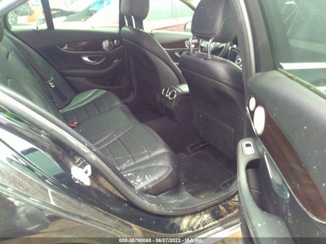 55SWF4JB7FU057062 Mercedes-Benz C-class C 300