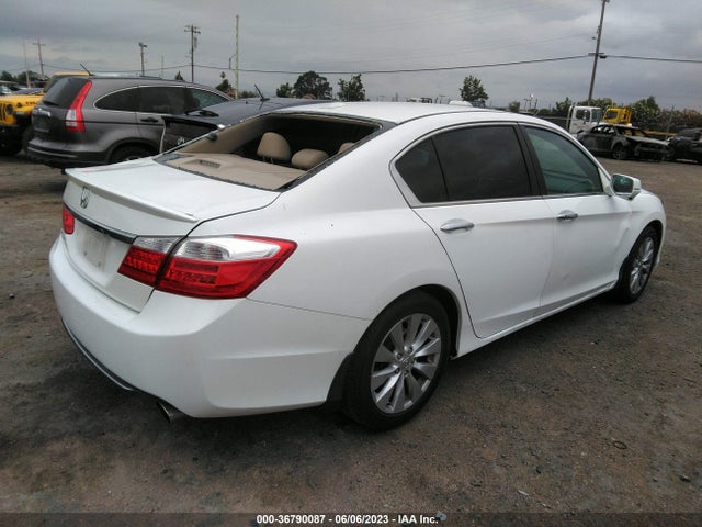 2013 HONDA ACCORD SDN EX-L VIN: 1HGCR2F85DA232428