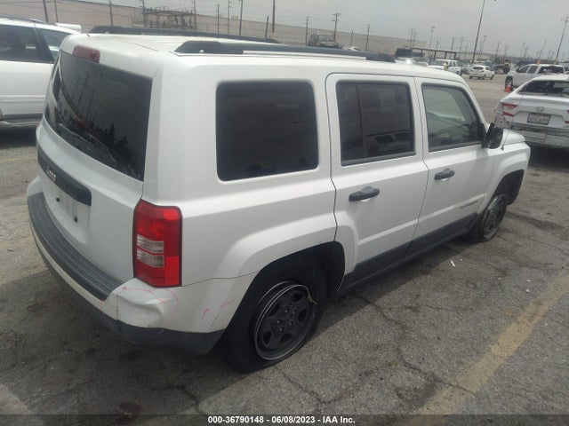 1C4NJPBAXED889567 Jeep Patriot Sport