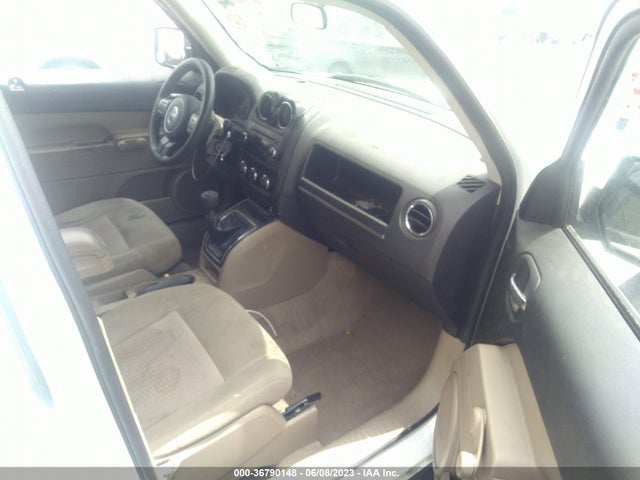1C4NJPBAXED889567 Jeep Patriot Sport