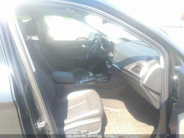 WA1ANAFY7L2042869 Audi Q5 Premium/titanium Premium