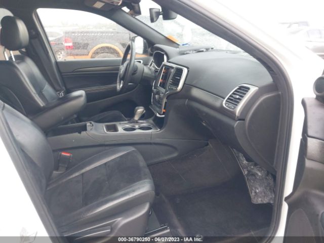 1C4RJFAG8JC181304 Jeep Grand Cherokee Altitude