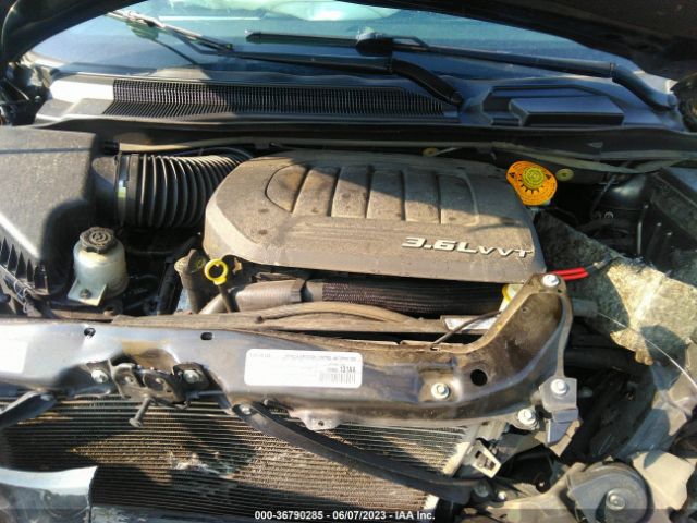 2C4RDGBG5JR221194 Dodge Grand Caravan Se Plus