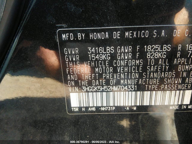 Honda FIT LX 2017 3HGGK5H52HM704331 Image 9