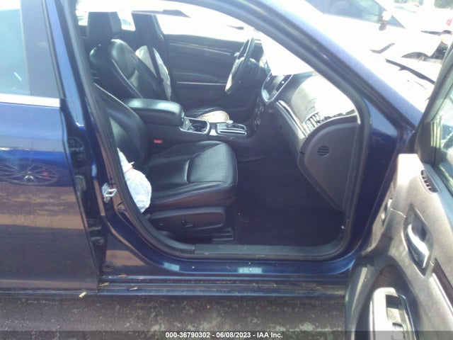 Chrysler 300 Limited 2015 2C3CCARG4FH830841 Image 5