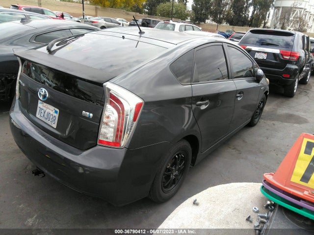 Toyota Prius Four/five/three/one/two 2014 JTDKN3DU3E1800592 Image 4