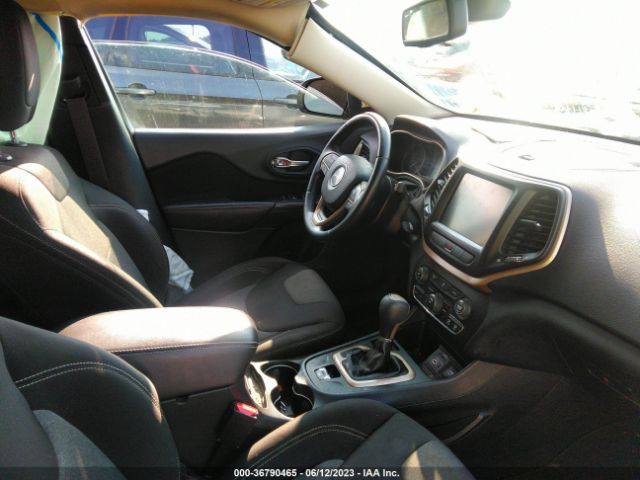 1C4PJLCBXEW293128 Jeep Cherokee Latitude