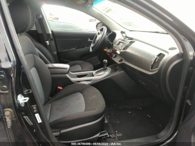 KNDPB3AC2F7745609 KIA Sportage Lx
