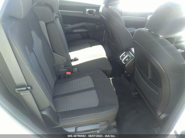 5XYRGDLC5NG110317 KIA SORENTO LX