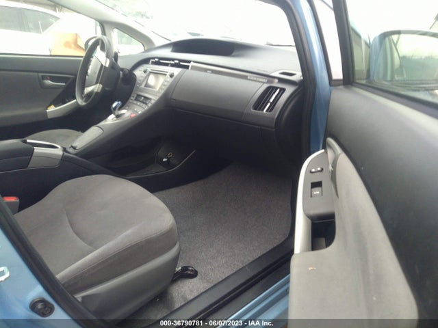 Toyota PRIUS PLUG-IN 2015 JTDKN3DPXF3073595 Image 6