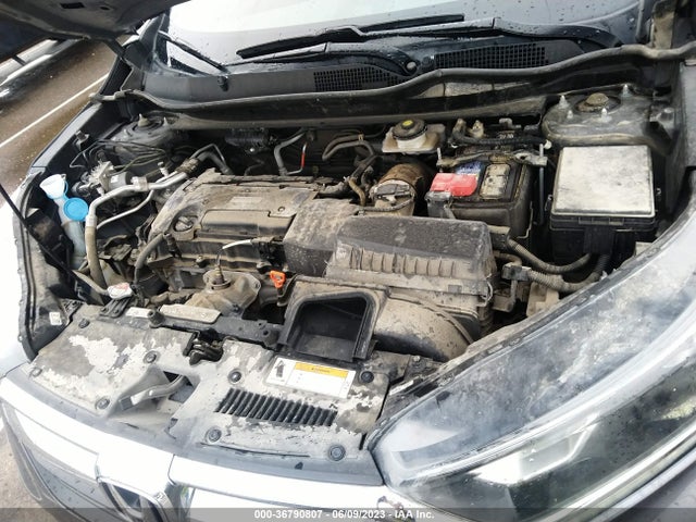 Honda CR-V LX 2018 2HKRW6H35JH202490 Image 16