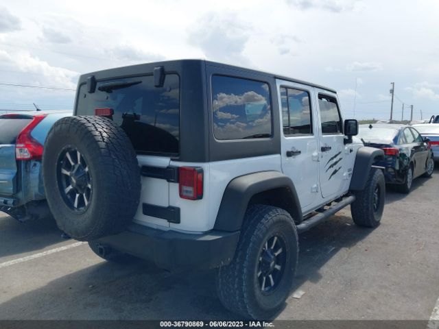 1C4BJWDG8FL523662 Jeep Wrangler Unlimited Sport