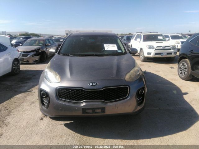 KNDPMCAC1H7063916 KIA Sportage Lx