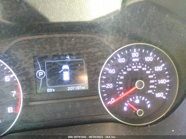 KNDPMCAC1H7063916 KIA Sportage Lx