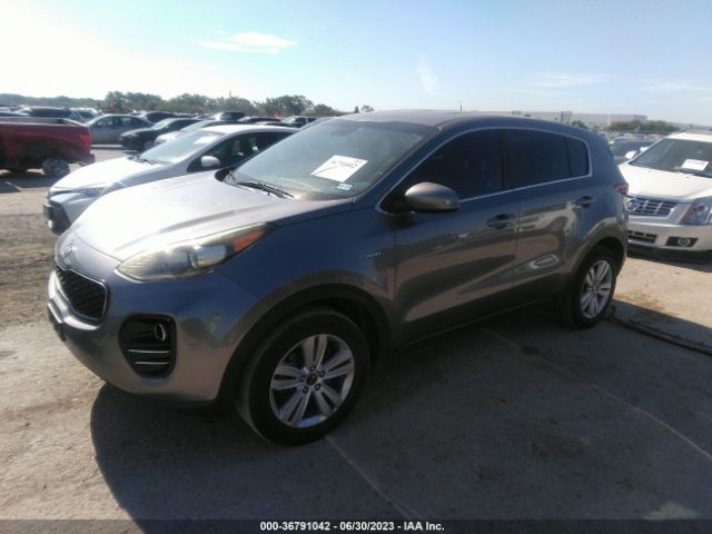KNDPMCAC1H7063916 KIA Sportage Lx