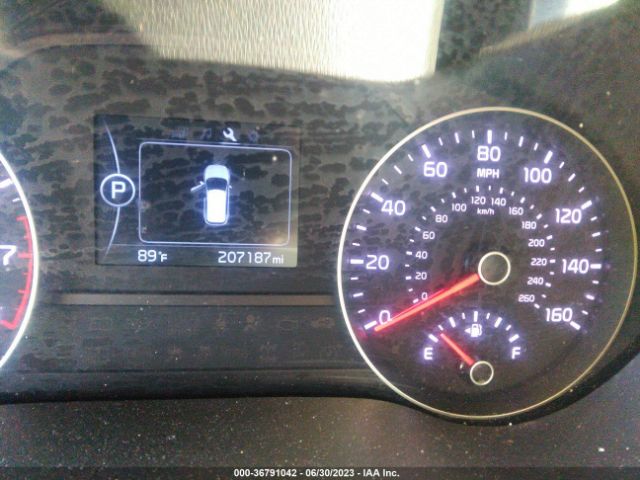 KNDPMCAC1H7063916 KIA Sportage Lx