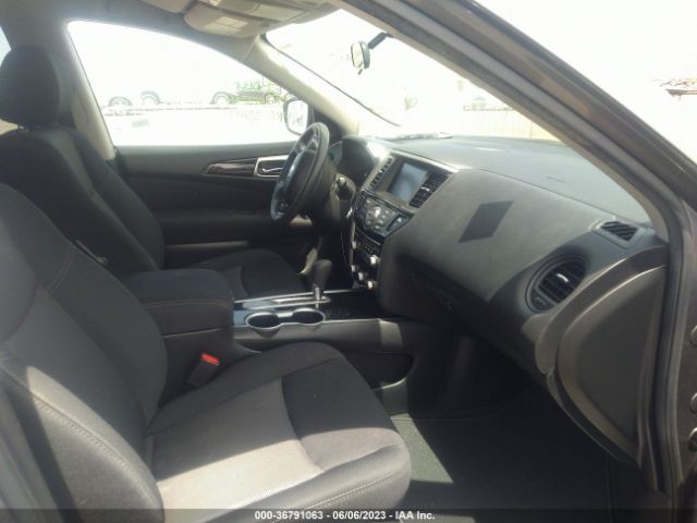 5N1DR2MN2HC671863 Nissan Pathfinder S
