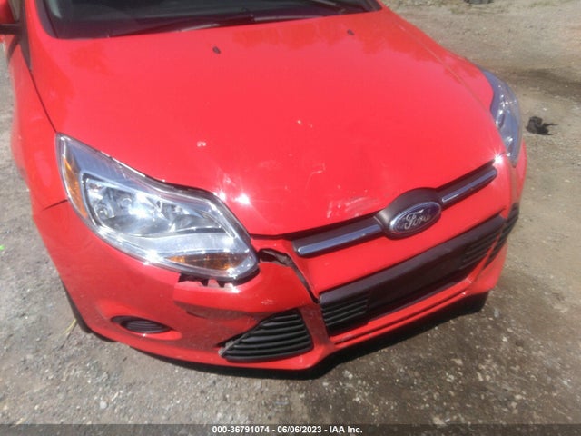 1FADP3F26EL176893 Ford FOCUS SE