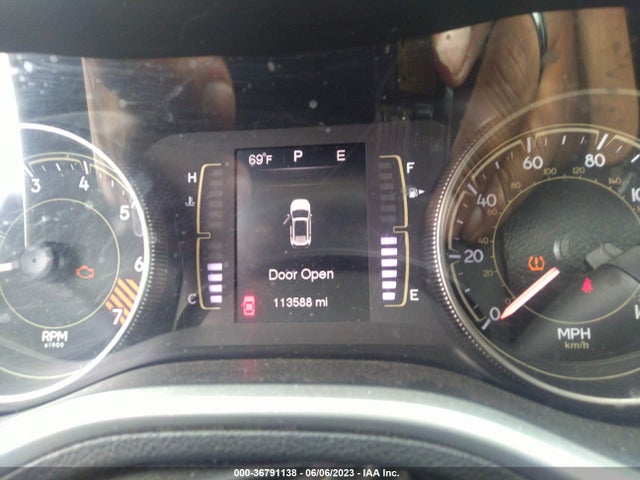 1C4PJLAB2EW313973 Jeep Cherokee Sport