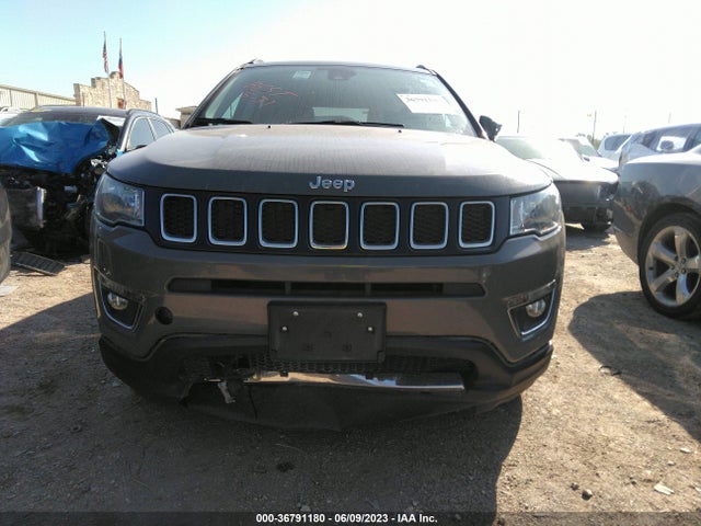 3C4NJDCB8MT586737 Jeep Compass Limited