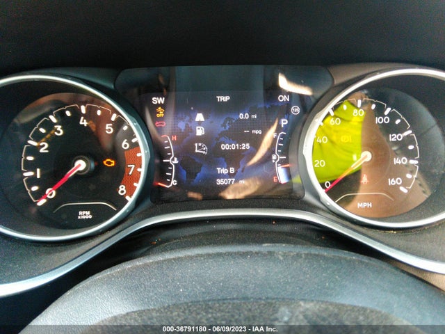 3C4NJDCB8MT586737 Jeep Compass Limited