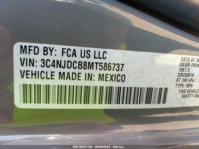3C4NJDCB8MT586737 Jeep Compass Limited