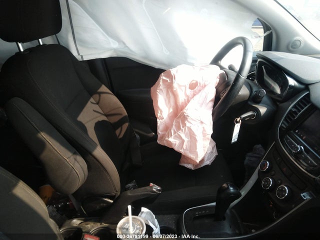 Chevrolet TRAX LS 2020 KL7CJKSB8LB016814 Image 5