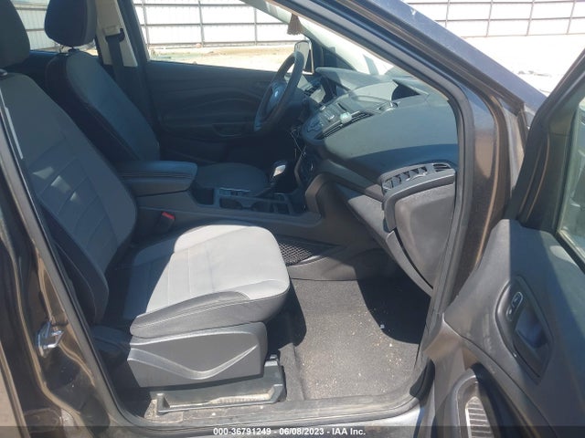 1FMCU0F71HUC87323 Ford ESCAPE S