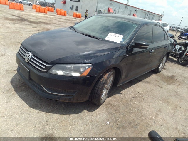 1VWAT7A34FC042785 Volkswagen Passat 1.8t Wolfsburg Ed