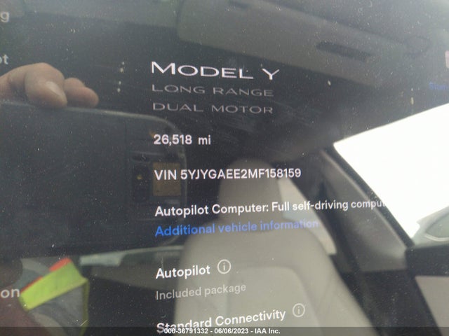 Tesla Model Y Long Range 2021 5YJYGAEE2MF158159 Image 9
