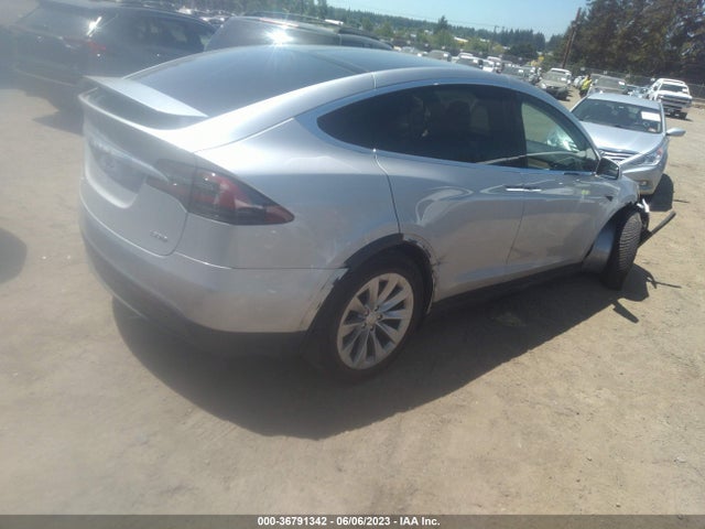 Tesla Model X 75d/100d/p100d 2018 5YJXCAE23JF118651 Image 6