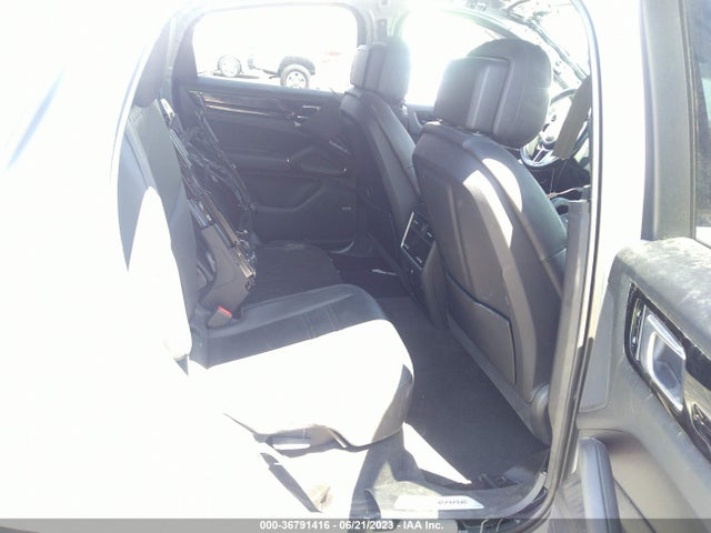 2021 Porsche Cayenne, VIN: WP1BA2AY2MDA40244
