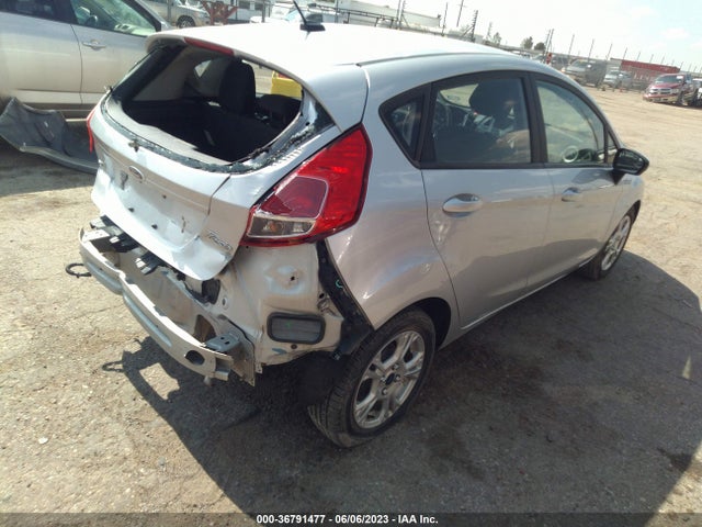 Ford FIESTA SE 2016 3FADP4EJ0GM150614 Image 4