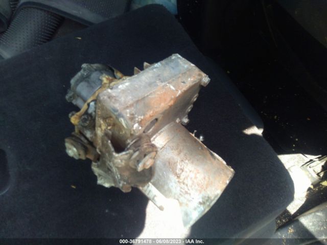 1C4RJEAG1EC107075 Jeep Grand Cherokee Laredo