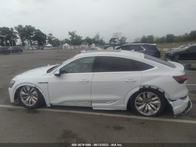2022 Audi e-tron, VIN: WA13CBGE0NB034303