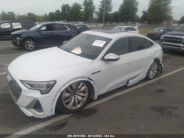 2022 Audi e-tron, VIN: WA13CBGE0NB034303