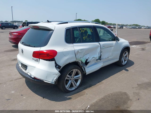 WVGBV3AX3EW083897 Volkswagen Tiguan R-line