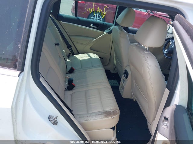 WVGBV3AX3EW083897 Volkswagen Tiguan R-line