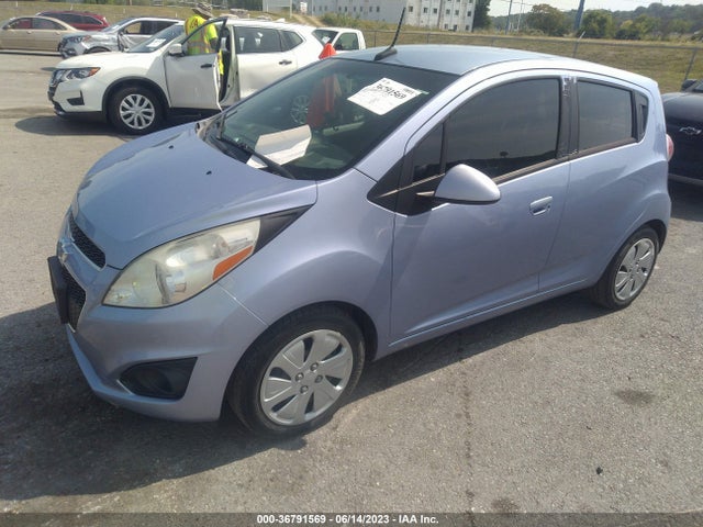 Chevrolet SPARK LS 2014 KL8CB6S91EC576166 Image 2