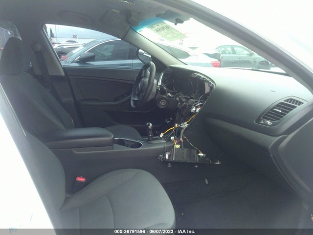 36791596 :رقم المزاد ، KNAGM4A7XF5651070 vin ، 2015 Kia Optima Lx مزاد بيع