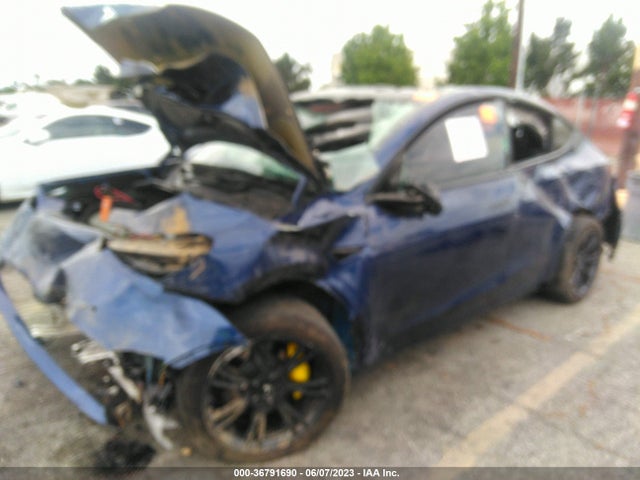Tesla Model Y Long Range 2021 5YJYGDEE5MF191335 Image 8