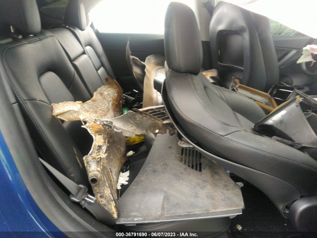 Tesla Model Y Long Range 2021 5YJYGDEE5MF191335 Image 10